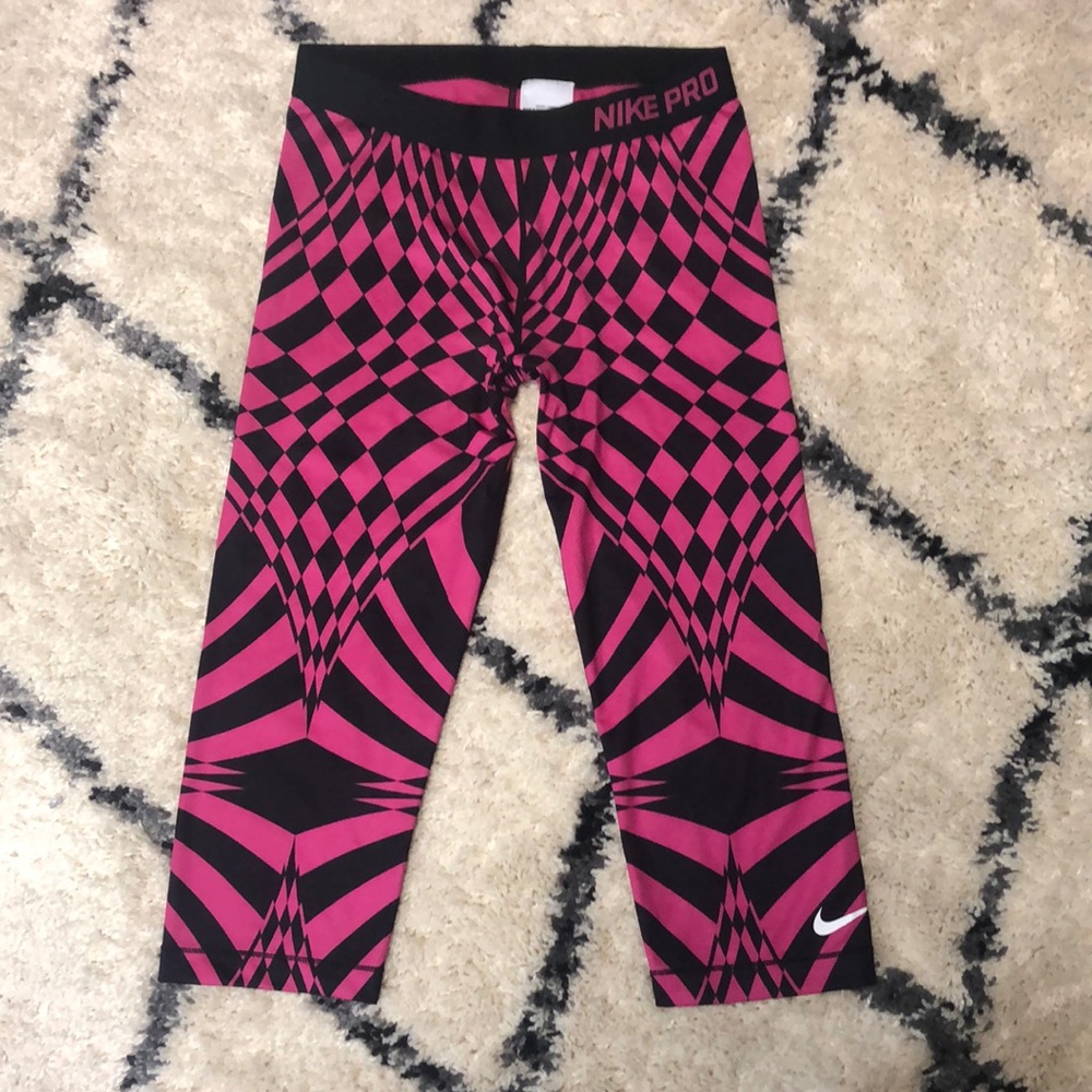 Nike Pro Dri-Fit Black and Fuchsia Pattered Capri Legging